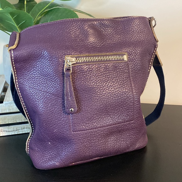 Roots 🦫 Pebbled Leather purse - Picture 3 of 15